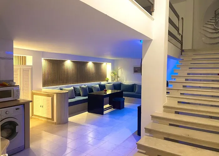 Elegant Relaxing Oasis In The Heart Of Sfax
